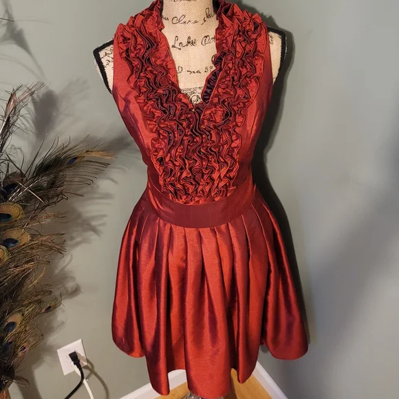 Jessica Howard Ruffle Dress. - Picture 8 of 13